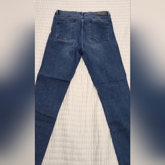 ZARA BLUE JEANS SIZE 10 - Picture 9 of 13